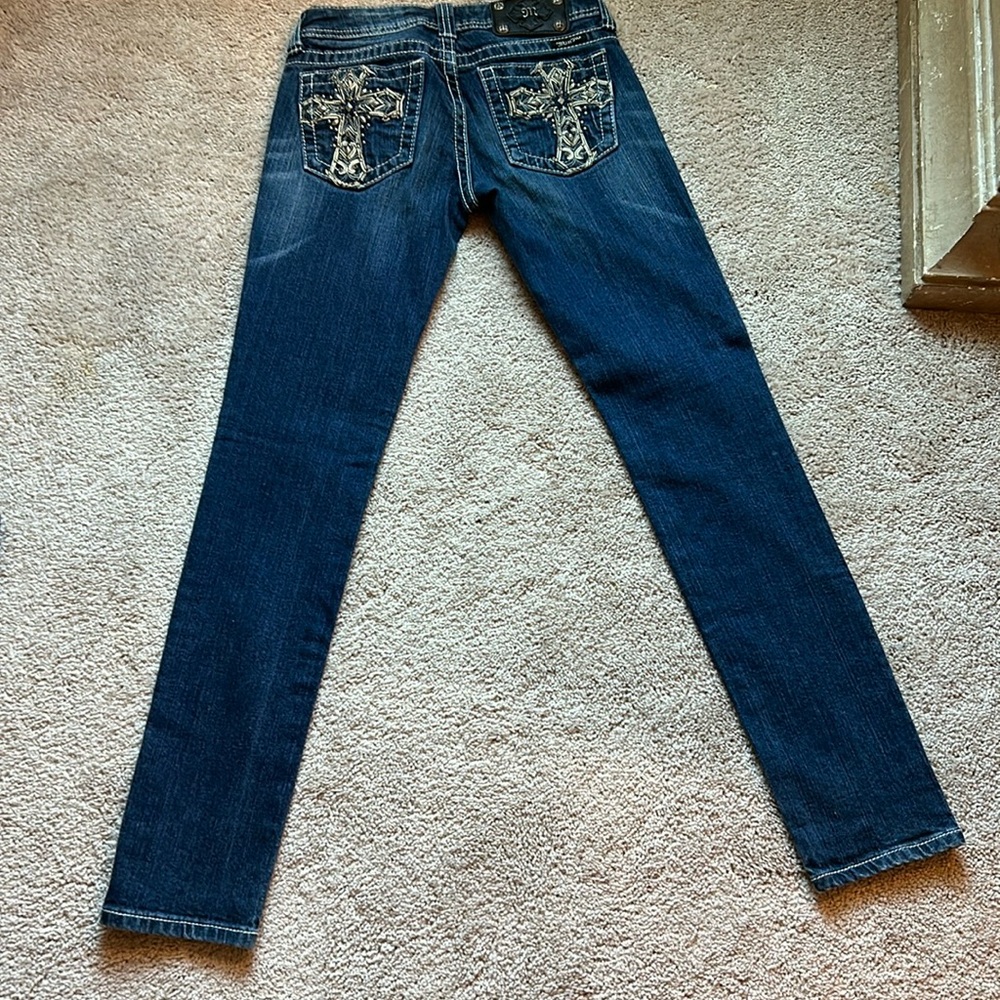 Miss me low rise, skinny jeans, size 26 with cross detail on pocket